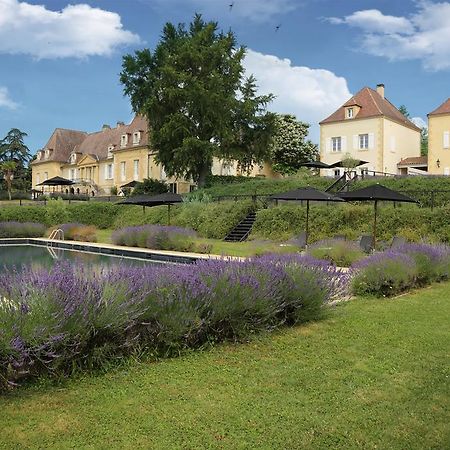 Château Les Merles et ses Villas Mouleydier Exterior foto